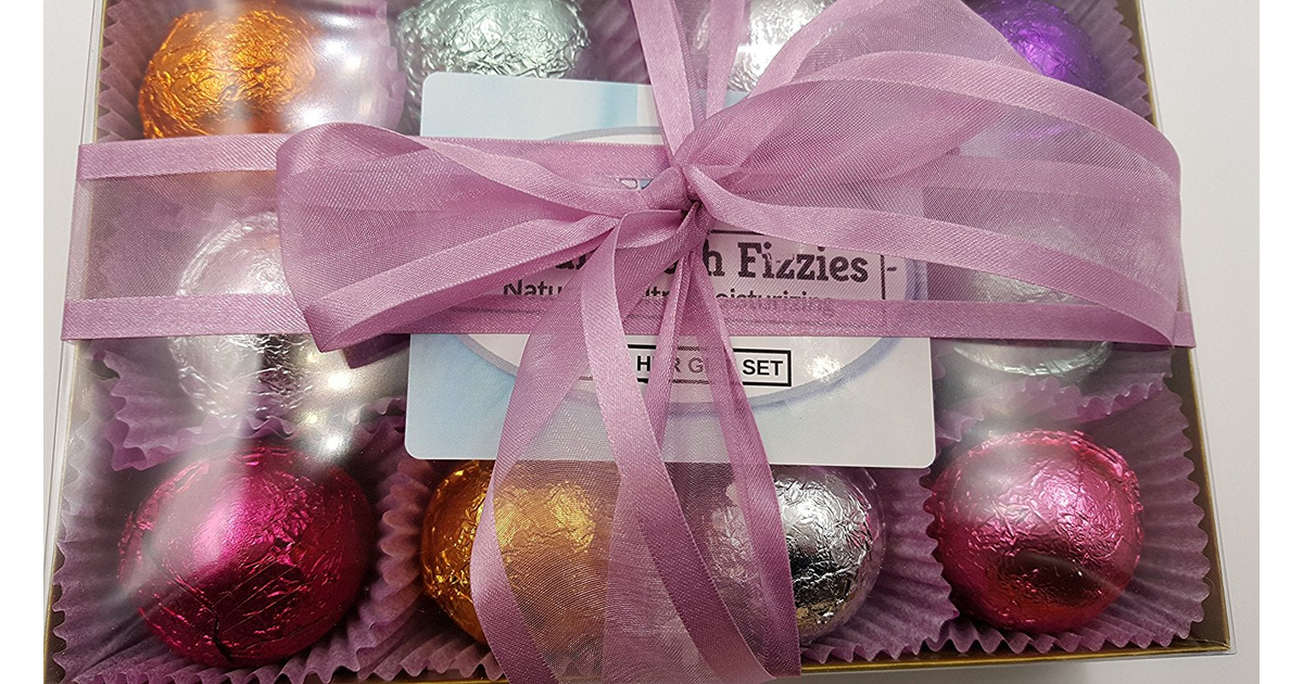 Made In USA | BATH BOMB GIFT SET 12 bath bombs, 2.5 oz each, moisturize ...