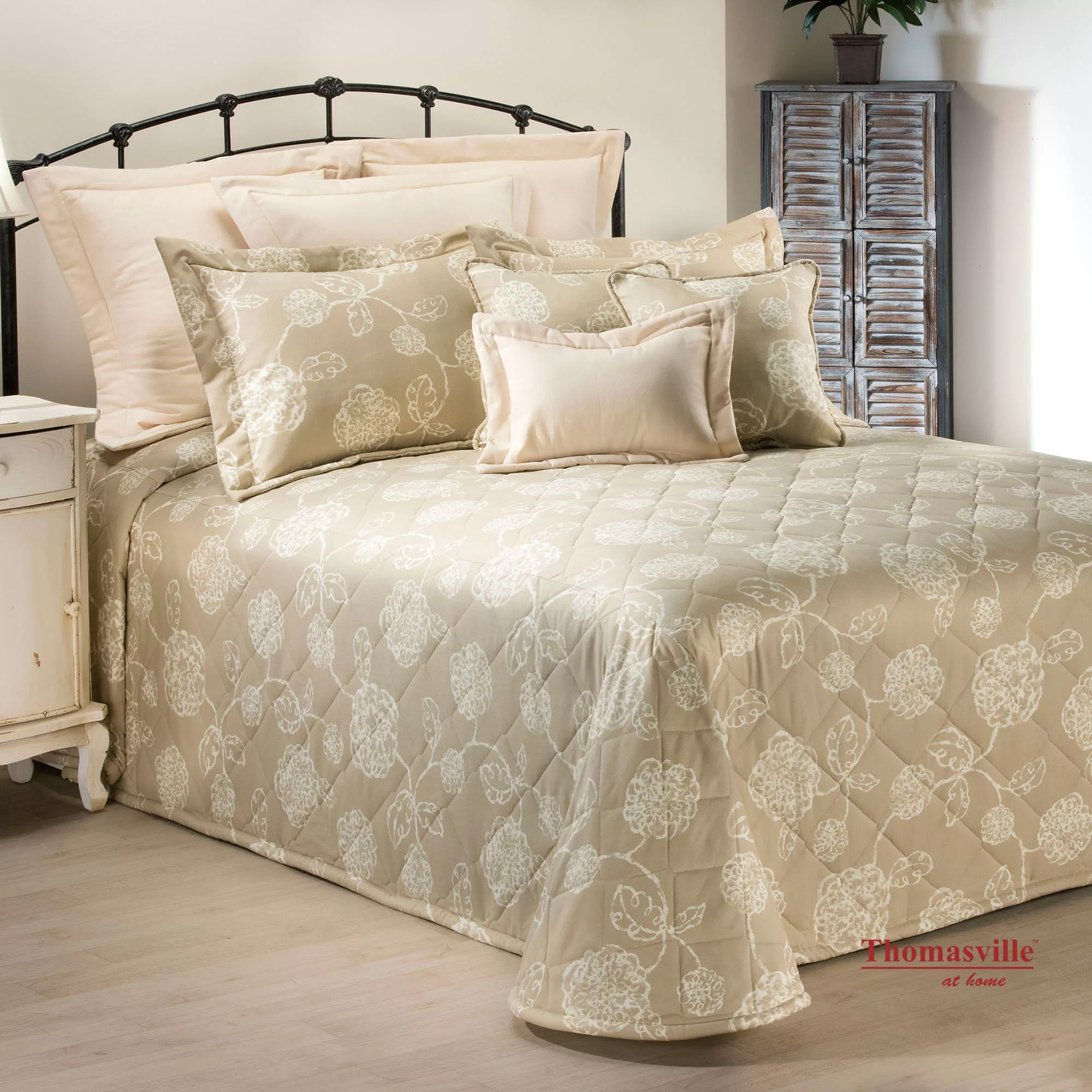 Adele Bedspreads